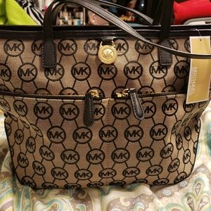 Michael Kors purse